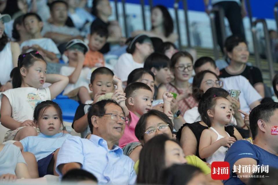 比赛现场, inews, 在简阳文体