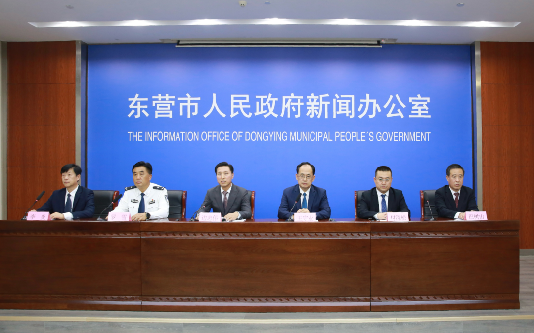 年首次举办, 方面 年首次举办, 方面